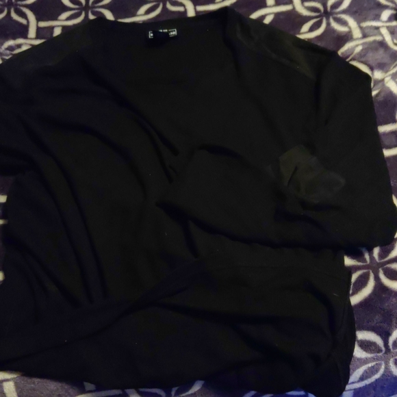 Sweater - Picture 3 of 3